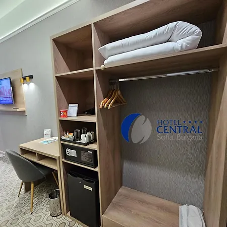 Central Hotel Sofia - Free Parking Nearby 350M Otel