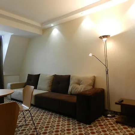 Central Hotel Sofia - Free Parking Nearby 350M 4*