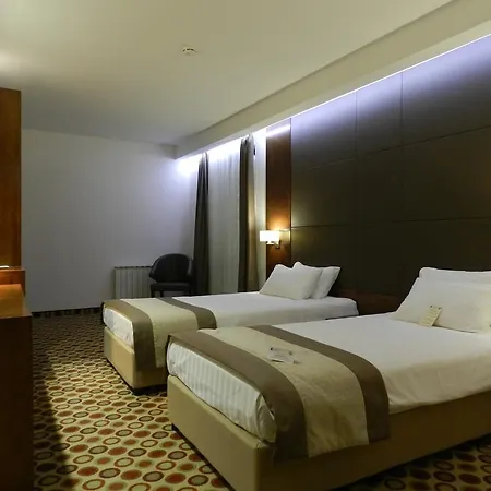 Otel Central Hotel Sofia - Free Parking Nearby 350M 4*