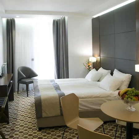 Central Hotel Sofia - Free Parking Nearby 350M